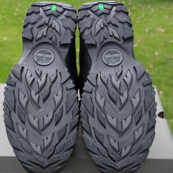 Timberland Men's Dark Gray Boots - Picture 7 of 9